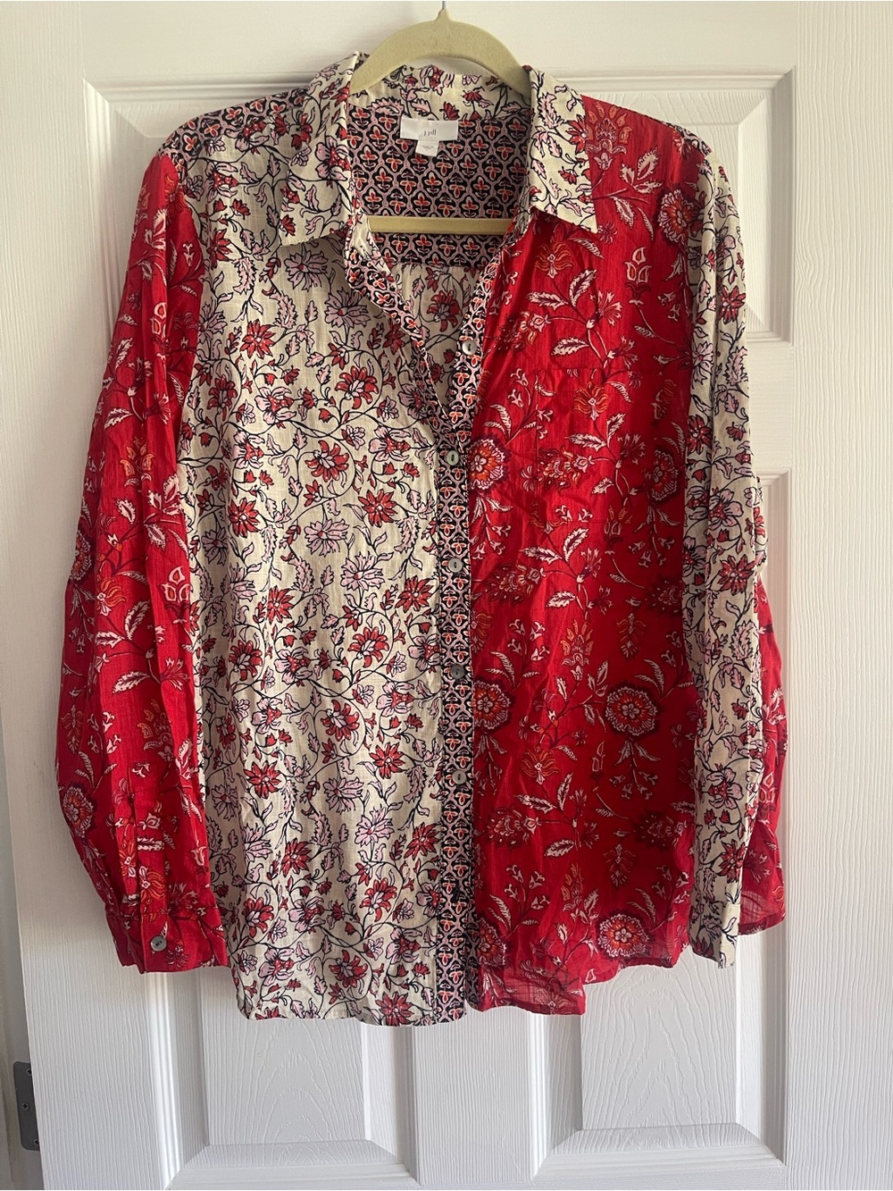 J. Jill Red, Cream & Black Mixed Floral Button-Up Top
